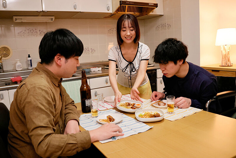 車椅子の巨根青年 背徳の性処理介抱 長瀬麻美