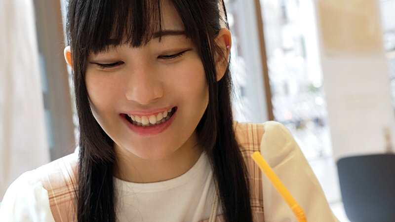 顔出し!素人女子大生!脱いだら天然Gカップ1年生 りおちゃん 純粋19才にもも色ぷっくり乳輪巨乳の逸材!乳ま●こで初パイズリ。膣奥突かれて激イキ痙攣!