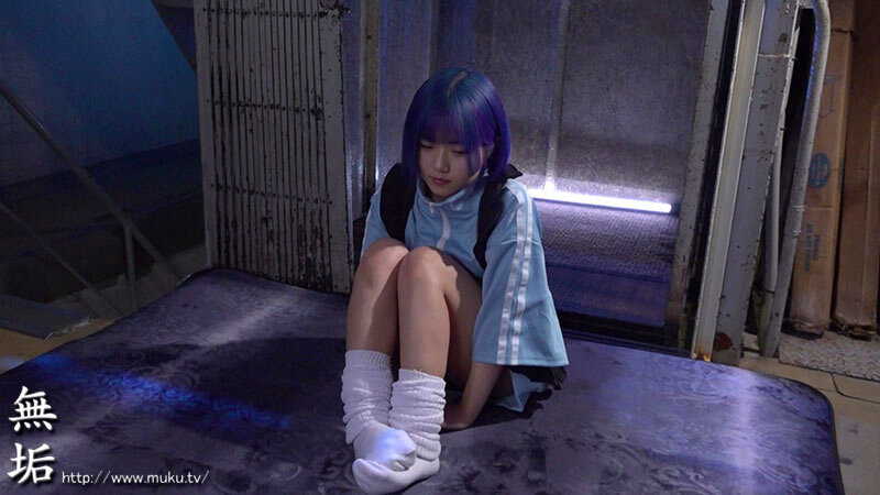 暗示洗脳04 派手髪サブカル系素人レイヤーガチ洗脳。連れ回しマゾ調教。淫雌化、アクメ、中出し、性癖開発。完全支配コスプレ肉便器。 ~催●暗示で性癖を歪ませ完全なるマゾペット化計画。連れ回しイカセまくり快感ドマゾ調教記録~