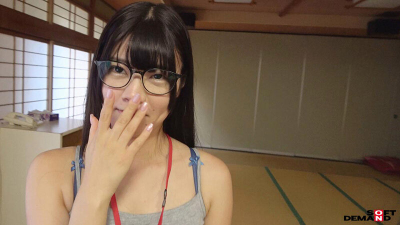 メガネが似合う女子社員のプルルンッおっぱいとブルルンヒップ ハダカになるより恥ずかしい!脱ぎキャンBOX野球拳 プロモーション部 中途1年目 楠本季央