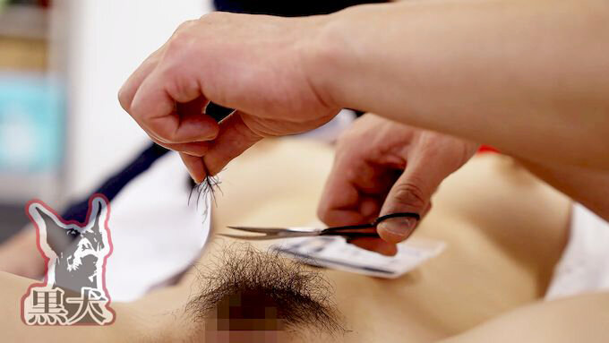 剃毛飼育 身動きとれない美女4人の陰毛を剃り恥ずかしいワレメを晒す！