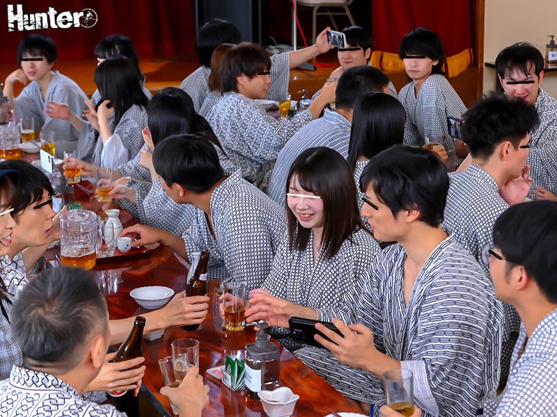だれとでも定額挿れ放題!4周年記念SP!宿泊パックツアー編 月々定額料金を支払えばバス&ホテルで何泊でも何発でも出来ちゃう夢の大乱交…