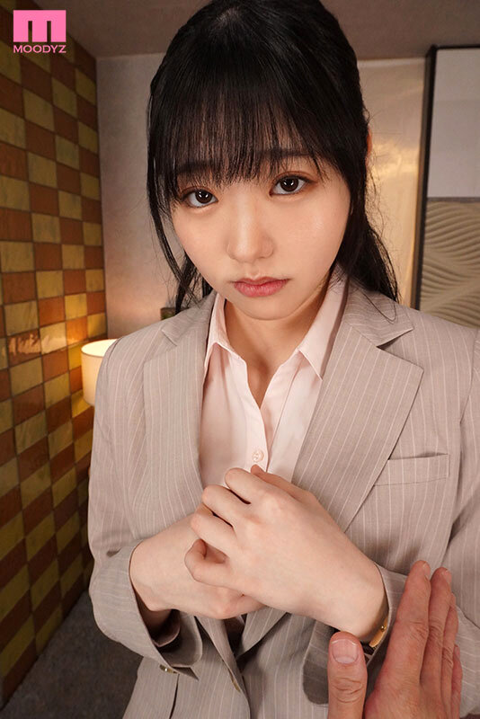 【VR】出張相部屋逆NTR このおっぱい、このカラダで迫ってくる!妻がいるのに男丸出しで 1億円ボディを貪り尽くしたアノ夜 百田光希