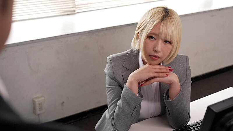 気は強いのに乳首最弱 大嫌いな女上司の乳首つねり上げたら理性がぶっ飛び仰け反り潮吹き大絶頂!! 乙アリス