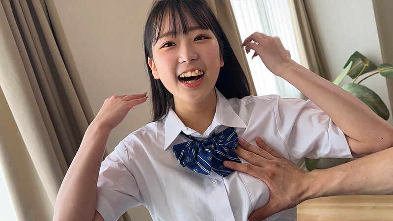 超可愛い制服美少女を即ハメちゃん! 放課後ナンパで中出しゲット! 笑顔でチ×ポ受け入れちゃう神少女たち大集合10人320分