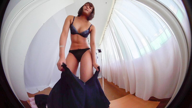 KIGAE 超ミニスカ制服に着替えるドスケベ女子校生を覗き見(SLAP-140)