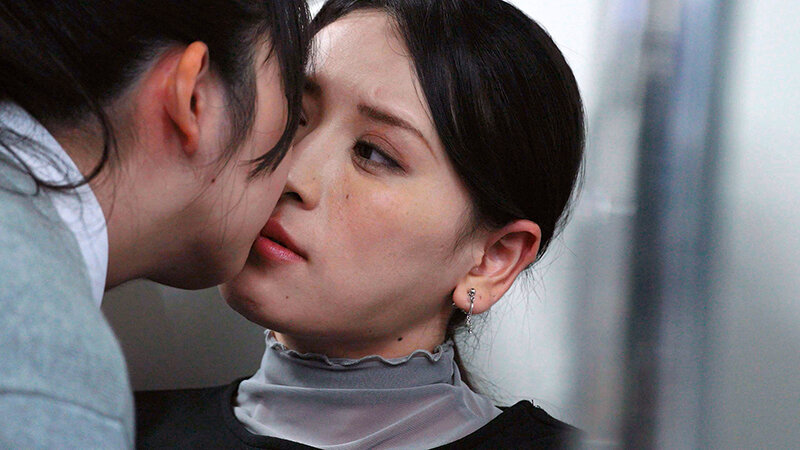 電車の中だけでしか会わない 私の唇(Chu!)フレンド