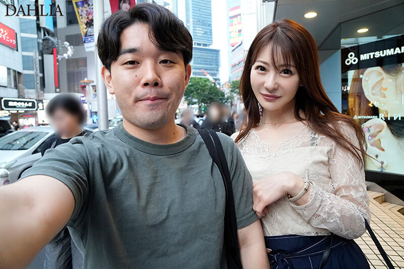 初めての彼女は親友のお母さん 小沢菜穂