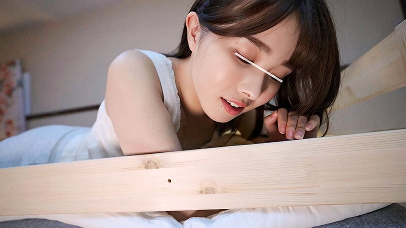 「あたしの方が気持ちいいよ？」二段ベッドで彼氏とSEX中の姉がうらやましくて鏡越しに彼氏を誘惑するヤリマン妹 汗だく潮だく中出し大射精2姉妹伴わせて16発！ 精子空っぽ逆NTR