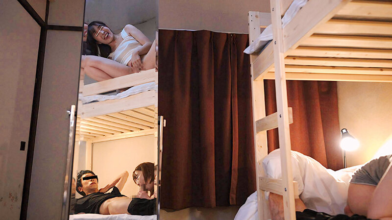 「あたしの方が気持ちいいよ？」二段ベッドで彼氏とSEX中の姉がうらやましくて鏡越しに彼氏を誘惑するヤリマン妹 汗だく潮だく中出し大射精2姉妹伴わせて16発！ 精子空っぽ逆NTR