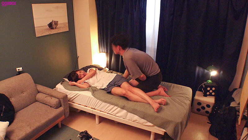 素人妻が一般大学生の自宅にコンドーム1つ渡され一泊一度のゴム姦では満足できず宿泊中2度もガチ中出しを許してしまう騎乗位でイキ乱れるFカップ妻 ゆみさん32歳