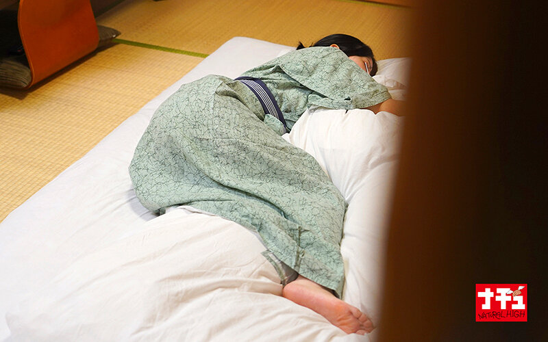 レア映像！イカセ温泉プレゼント中出し ぴえん巨乳