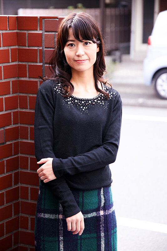 何度でも見たくなる!熟女の野獣FUCK!生チン感触の気持ち良さにイキ吼えるおばさんに追撃中出し40名8時間DX3