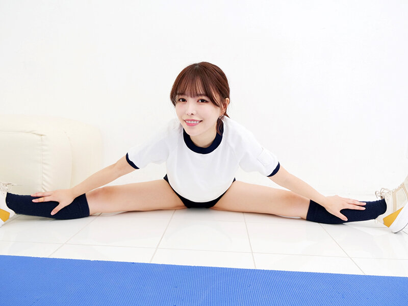 ムレムレブルマで顔面騎乗 ブルマ女子に汗をかくまで運動させた後、火照ったブルマを執拗に嗅がれながらピストンSEX