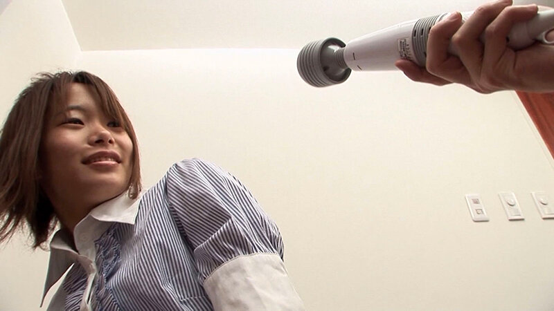 旦那は仕事に夢中で寂しさMAX！まだ結婚半年の奥様は人恋しさでAV出演！旦那には見せられないエッチな顔でイキまくり！