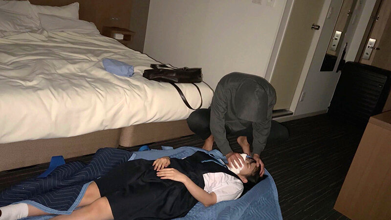 つきまとい14 楽しそうに歩く美少女を悲鳴は祭りの音でかき消され、誰も来ない絶望の中犯●れ続ける