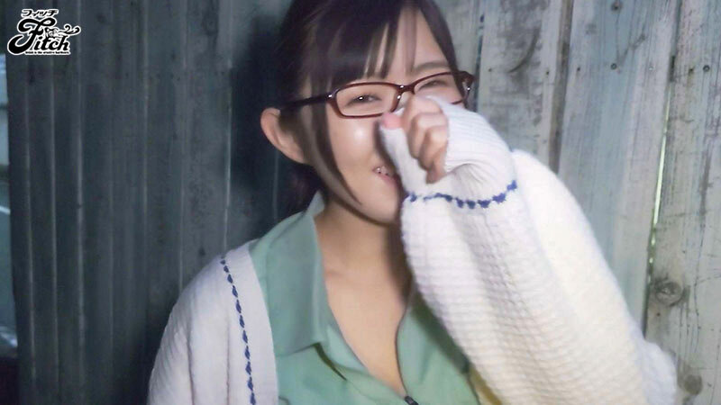 性格が良すぎるスポーツ用品店の爆乳店員 ぷるるんハニカミJcup絶頂AVデビュー 桃木結愛