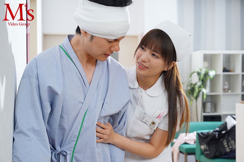 ボクは患者、彼女はナース。 大好きだった同級生と病院で5年ぶりの再会。両想いだったボクらは恋人の不在中、病室で何度も何度も求め合い中出しセックスしまくった。 根尾あかり