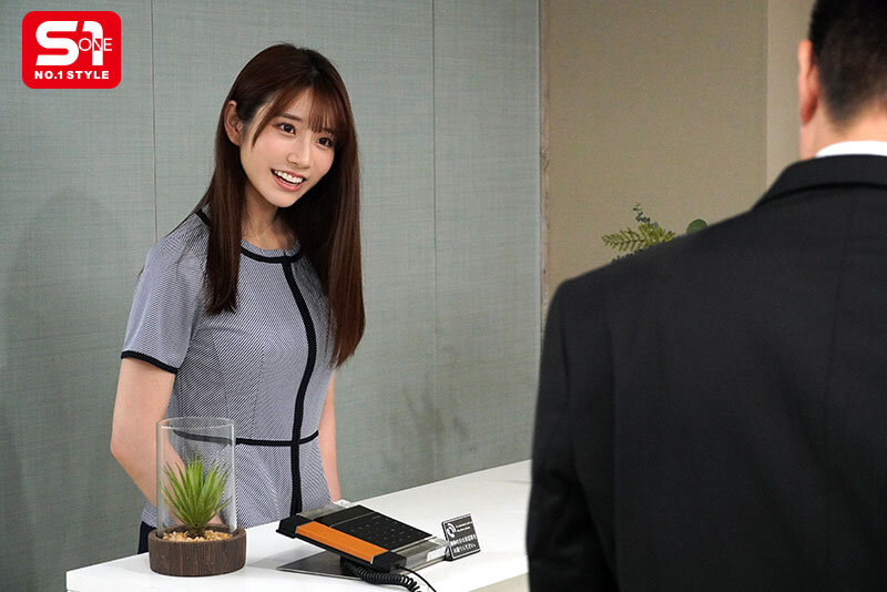 愛する人の前で犯●れる背徳感 社内にバレるかもしれないスリル 私が堕ちたオフィス内NTR性交 河北彩伽