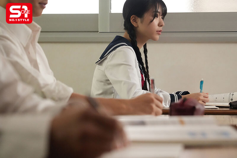「吹奏楽部の浅野って頼めば、ヤラせてくれるってよ！」クラスに言いなりヤリマンがいた最高の思春期 浅野こころ