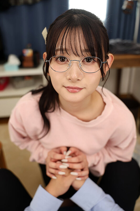 【VR】これぞ8K！顔面特化アングルVR ～10年ぶりに再会した清楚な同級生がエロすぎてめちゃめちゃ中出しした日～ 静河