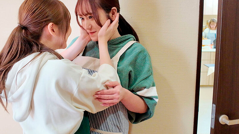 料理教室の先生に恋した私 優しい笑顔に惹かれて2人きりの時にキスしたら一気に距離が近づいて一緒にゴハン作ってお風呂に入って好きが溢れ続ける同棲レズタイム わか菜ほの 末広純