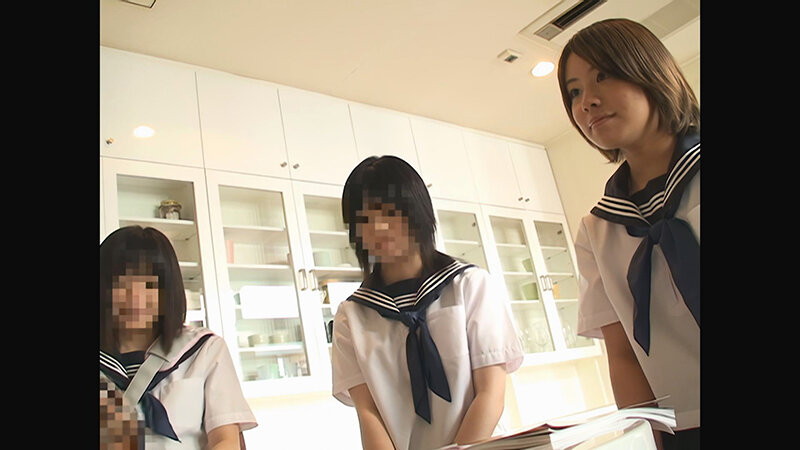 【 AI リマスター版 】18歳と1ヶ月、田舎の純真無垢なかわいい女子○生を修学旅行中にAVデビューさせちゃいます！！