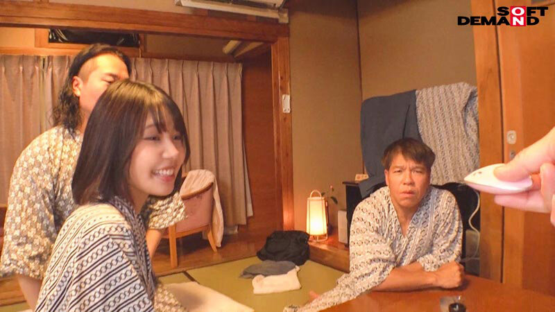 結婚4年目 旦那では受け止めきれない性への欲求を胸に 本物人妻 梅田みなみ 29歳 最終章 地方温泉旅館で露出・放尿 限界マゾイカセ不倫