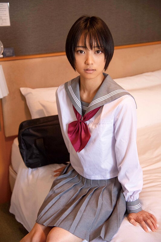 女子○学生レ〆プ9時間 15人とのハメ撮り映像