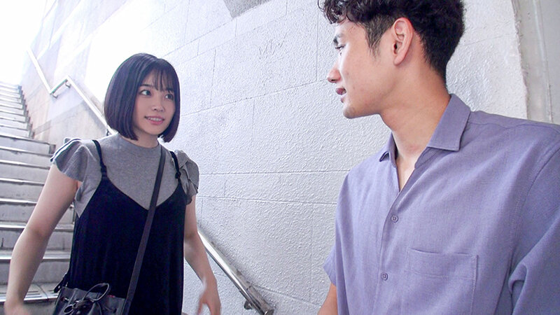 SNSでナンパした美人人妻が、旦那以外の身体に興奮してドエロい本性さらけ出しちゃいました！ 花音うらら