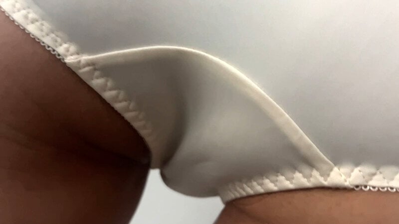 街角で声をかけてアナル観察させてもらう エッチで金欠な女の子 ゆりなちゃん