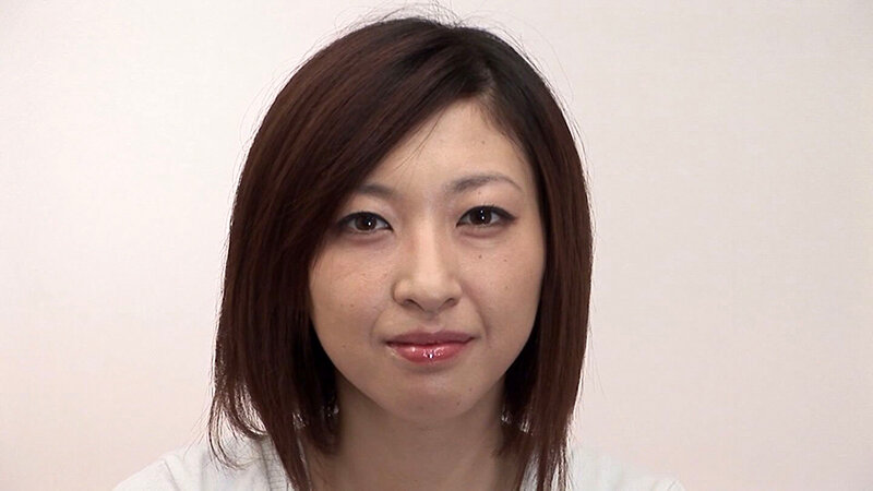 可愛いは正義！ショートカット美人な素人お嬢さんの願望は優しめからのハードプレイ！ハードピストンでの激イカせで大満足！