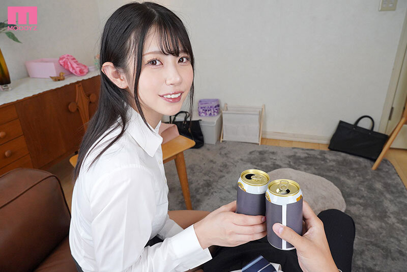 【VR】会社イチ可愛くて気さくな女上司と終電逃がして宅飲み継続ッ…！ 酔いどれ甘々ベロキス魔の全体位キスキス中出しSEXにまみれた最高の一日…。 葵いぶき