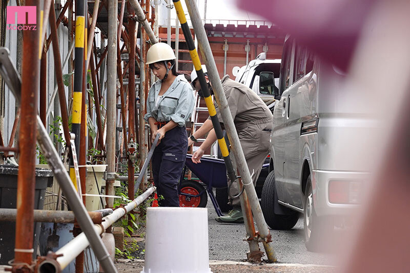 新人 脱いだら凄いッ！強さと美しさの絶妙なバランス褐色ワイルドボディガテン女子AVデビュー！！ 満島アンナ