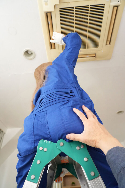 【VR】元ヤンのエアコン修理業者さんに叱られながら死ぬほどオンナを味わった童貞のボク AIKA