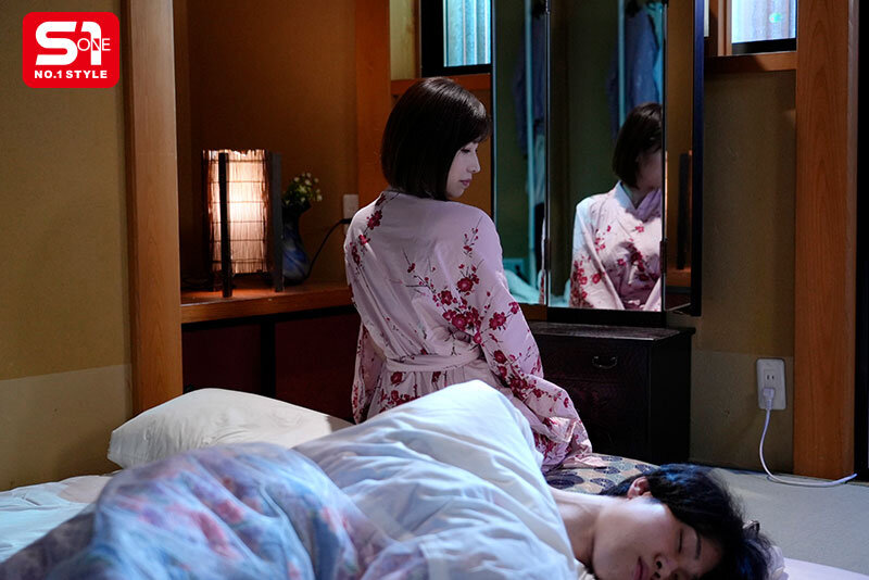 結婚から30年経っても毎夜お母さんを抱く猿並み父さんの絶倫チ●ポに発情し始めた僕の嫁 奥田咲