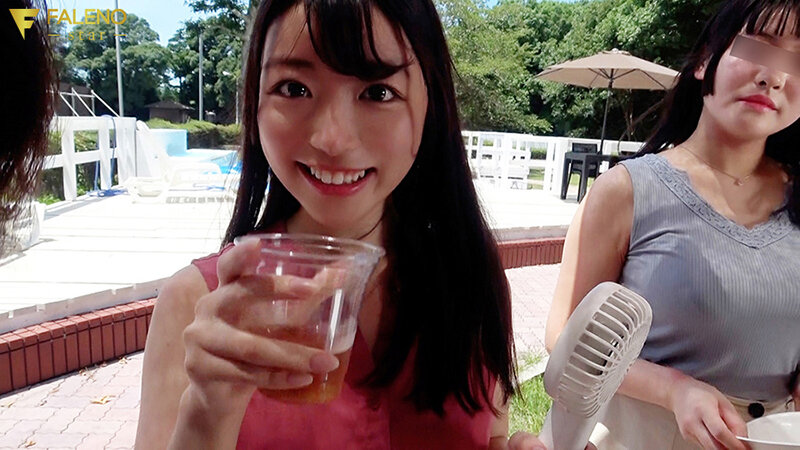 ヤリサーNTR 僕が参加できなかったサークルの夏合宿でヤリラフィーな連中の肉オナホにされていた彼女。 吉沢梨亜