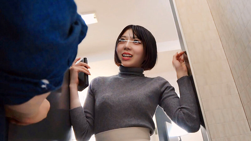 公衆便所のエロい落書きに電話をしたら隣の個室から通知音が鳴って…まさかの痴女登場！？されるがまま！喰いしゃぶられ最後は生ハメ搾精！！！