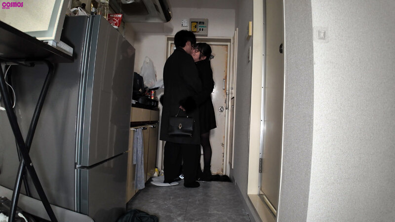 もの凄い性欲!仕事と子育てでオナニーする暇もないシングルマザーと中出しSEX みき 28歳