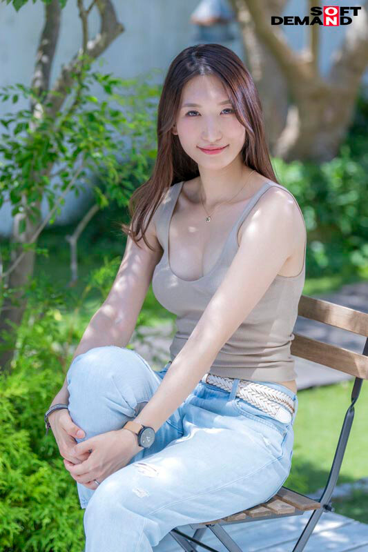 本物人妻13名の緊張と背徳感溢れる初セックスを合計13SEX収録 総集編2枚組10時間