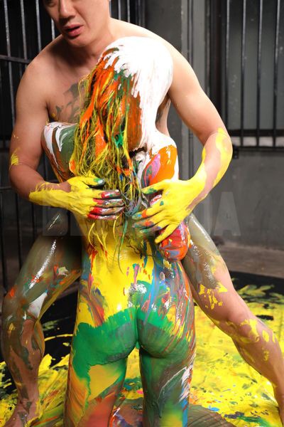 ペイント狂乱奴● 岬あずさ