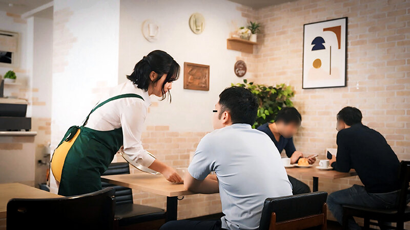 カフェレストランでカスハラ痴〇に合うパート妻【配信限定vol.2】