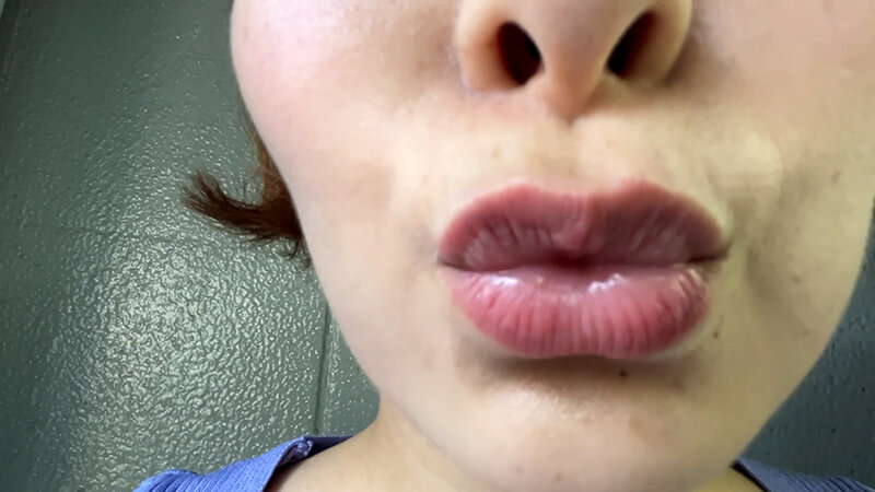 街角で声をかけて口内観察させてもらう アパレル店員 さつきちゃん