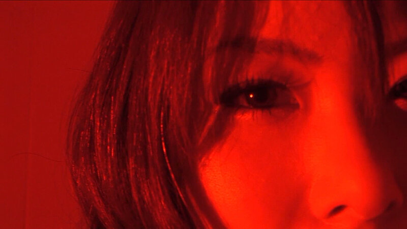 男心を惹きつける服装と縦巻きロールの色気漂うお嬢様!口には肉棒、下にはローター!準備ができたら、いきり立った肉棒をアソコに入れて荒れ狂う!