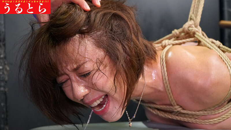 敵に捕まって両穴を責められた女スパイが死ぬほど痙攣する映像