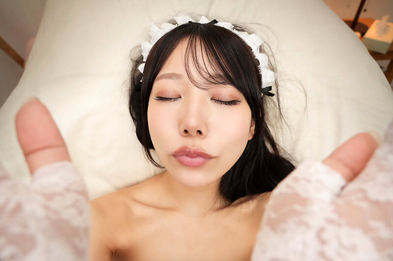 【VR】焦らされ、悶絶するボクを見下ろしながらも可愛がる!派遣型メイドの甘美サディズムで連続射精 尾崎えりか