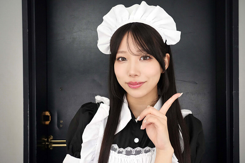 【VR】焦らされ、悶絶するボクを見下ろしながらも可愛がる!派遣型メイドの甘美サディズムで連続射精 尾崎えりか