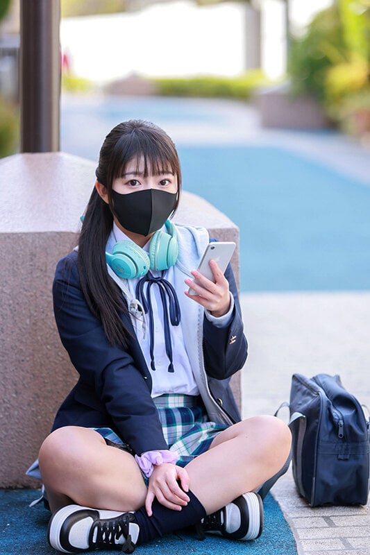 【VR】周りとは群れない黒マスク学生 上下の蒸れたオクチに何でもし放題