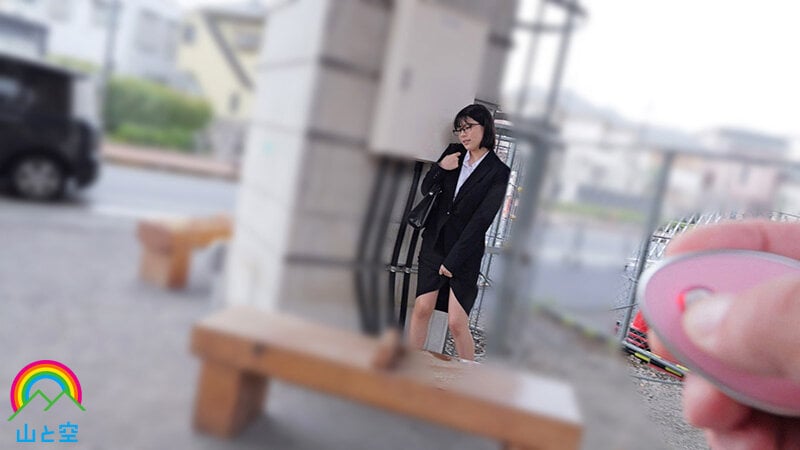 就活格付けリモバイ 真面目すぎる就活生がマジイキ連発 就職に悩む実田さんを都内某所でベロチュー連れ回し 猥褻とびっこ調教で赤面イキ潮悶絶に媚薬マシマシwww 実田あのん