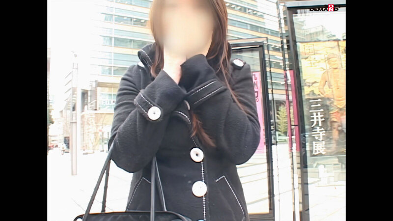 【AIリマスター】ブラックマジックミラー号が行く!!街行くお嬢さんに声かけておだててイカせて土下座して、カメラの前で脱糞してもらいました!!